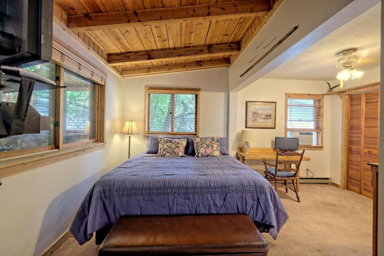 Hannahs Perch On Lake Burton With Private Top Patio And Bottom Dock Clayton Esterno foto