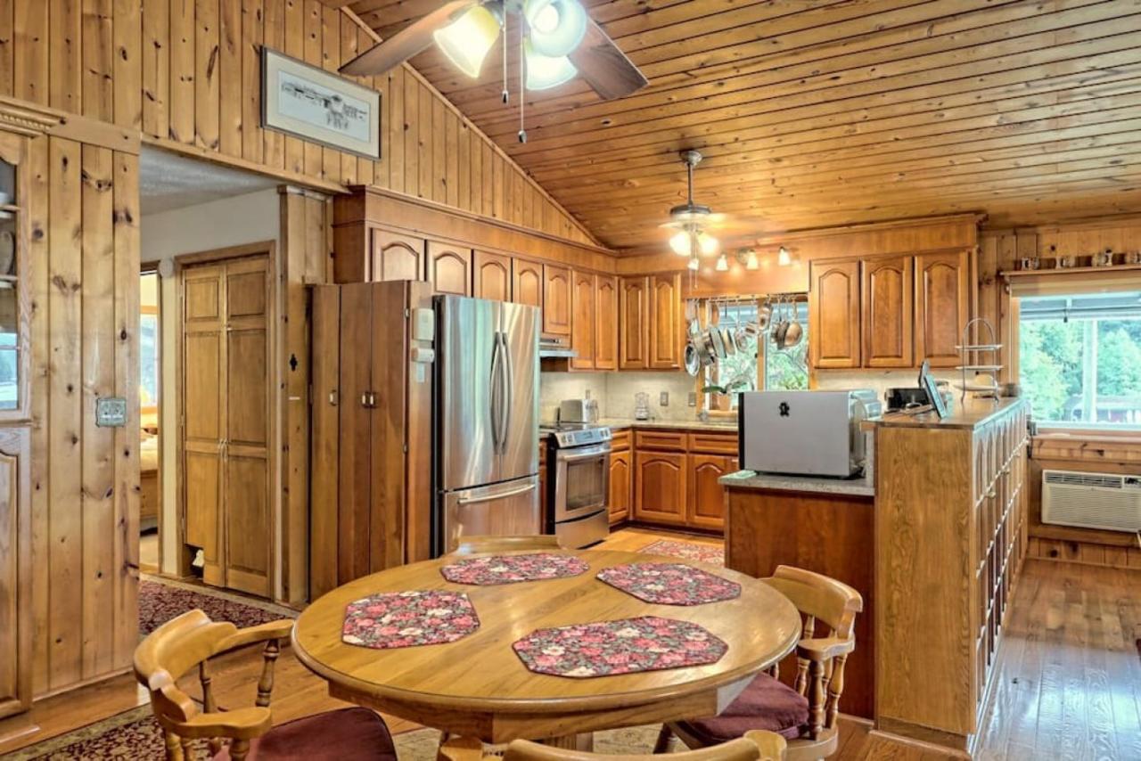 Hannahs Perch On Lake Burton With Private Top Patio And Bottom Dock Clayton Esterno foto