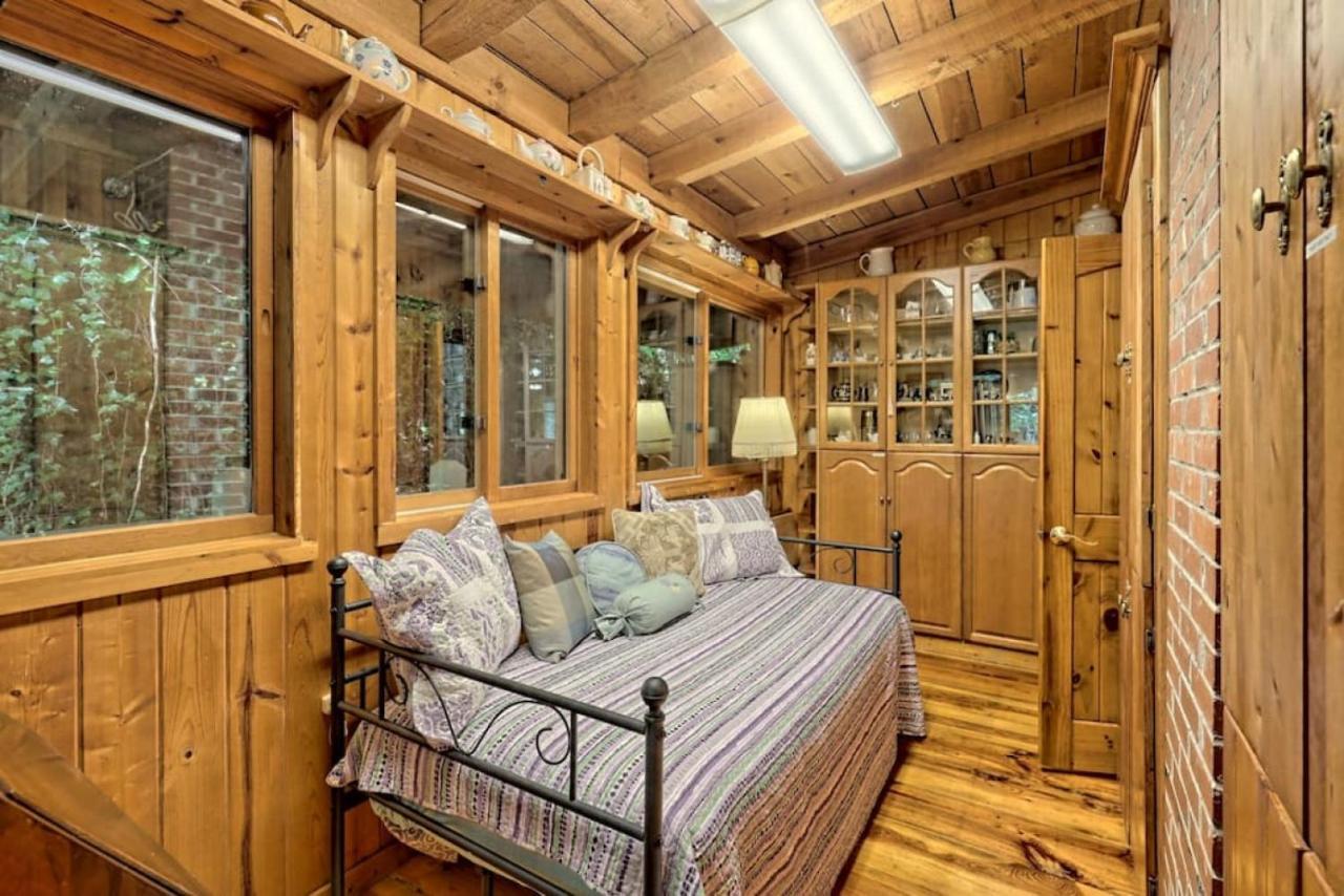 Hannahs Perch On Lake Burton With Private Top Patio And Bottom Dock Clayton Esterno foto